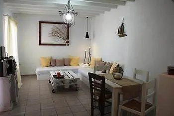 Maria Boutique Aparthotel 4*